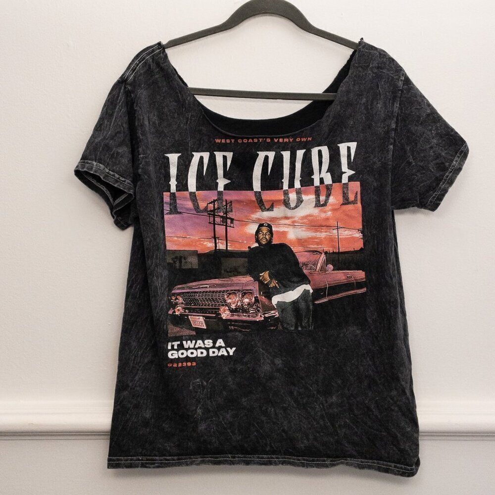 Ice Cube Graphic Tee Shirt Distressed Altered Neck Urban Hip Hop Style 90s